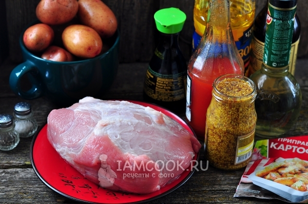 Ингредиенты для маринованного мяса с картошкой в духовке