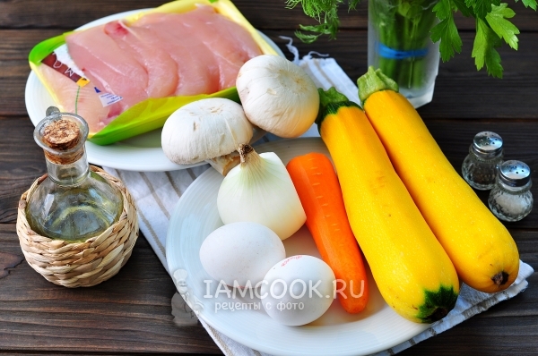 Ингредиенты для кабачковой запеканки с фаршем и сыром