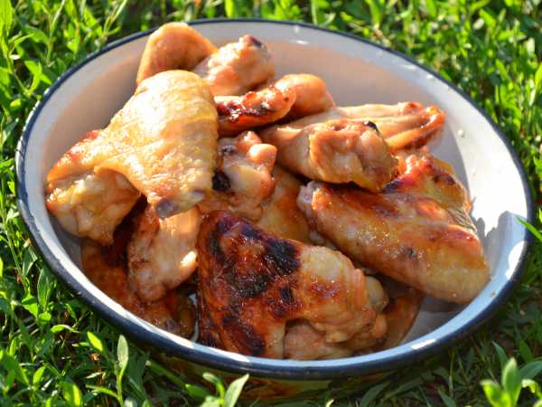 Курица в медово-соевом маринаде с луком