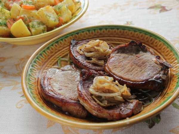 Антрекот из свинины в духовке на косточке - рецепт с фото и пошаговым описанием