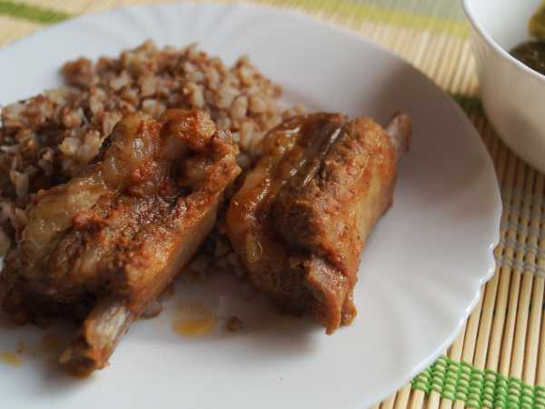 Свиные ребрышки с мёдом и соевым соусом в духовке — рецепт с фото пошагово