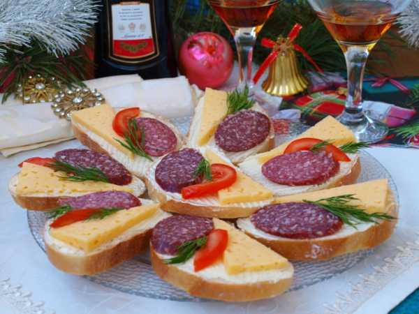 Колбаса в кляре с сыром - пошаговый рецепт с фото на paraskevat.ru