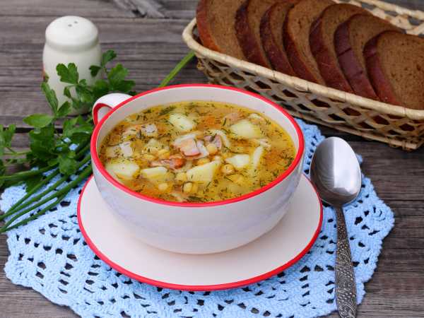Гороховый суп с курицей и копченой колбасой — рецепт с фото пошагово