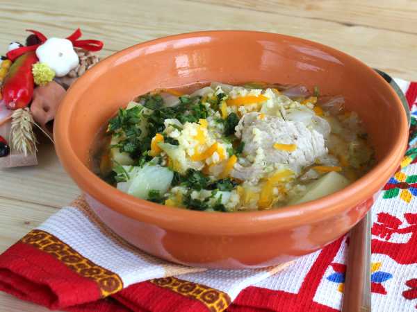 Записывай рецепт капустняка и готовь наваристый, сытный суп из украинской кухни