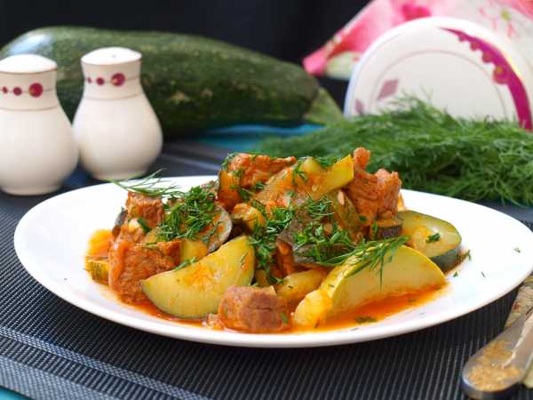 Тушеные кабачки с морковью и помидорами — рецепт с фото пошагово / отзывы