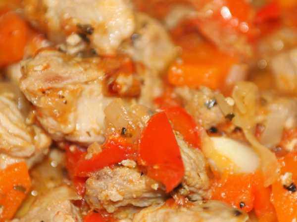 Тушеное мясо в духовке — рецепты с пошаговыми фото и видео