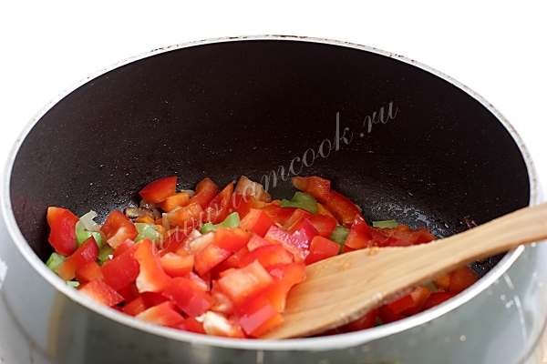 Обжарка овощей в сковороде