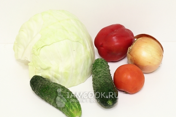 Ингредиенты для салата из огурцов и капусты на зиму