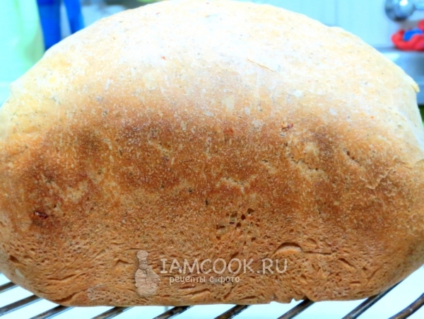 Рецепт хлеба с перцем чили, укропом и чесноком