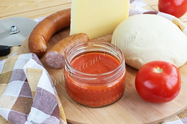 Как приготовить томатный соус для пиццы