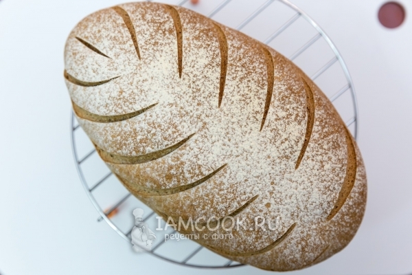 Готовый пшенично-ржаной хлеб на солоде