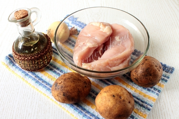 Ингредиенты для запекания картофеля с мясом в духовке