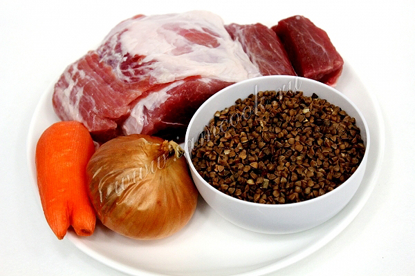 Ингредиенты для тушения гречки с мясом