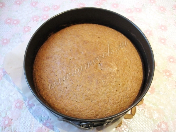 Фото готового орехового пирога