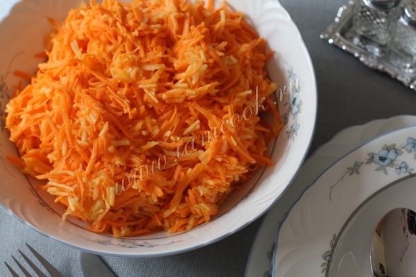Рецепт салата с морковью, яблоком и хреном