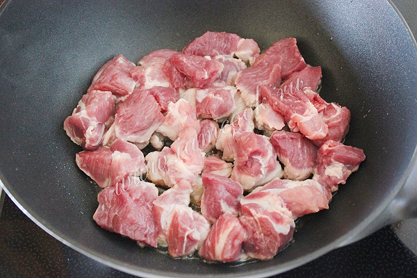 Обжарка свинины для гороховой каши