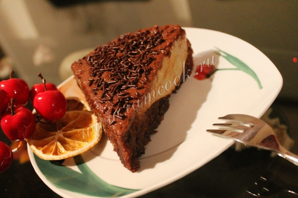 Грушево-шоколадный пирог, порция