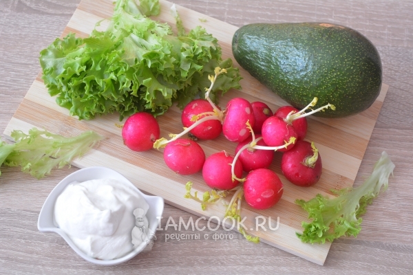 Ингредиенты для салата с авокадо и редисом