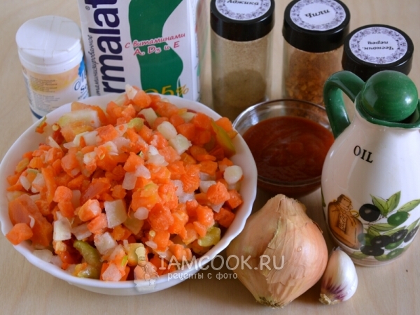 Ингредиенты для диетического томатно-тыквенного супа