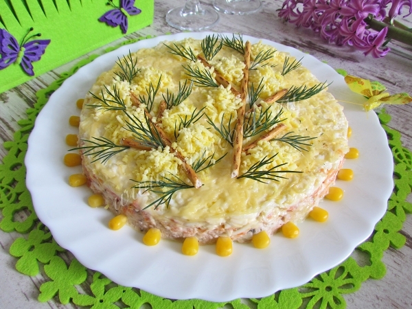 готовим весенний вариант салата мимоза с сыром