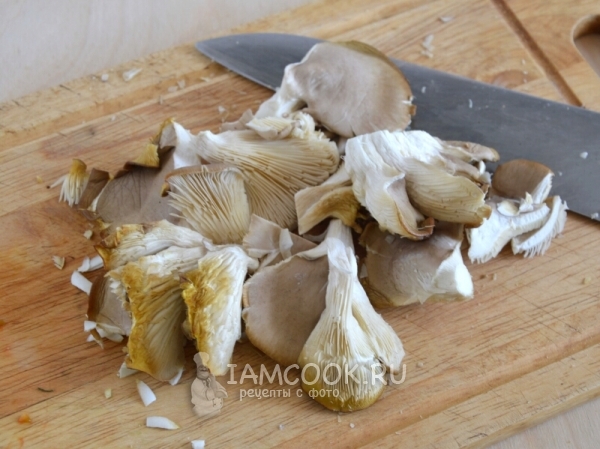 Порезать грибы