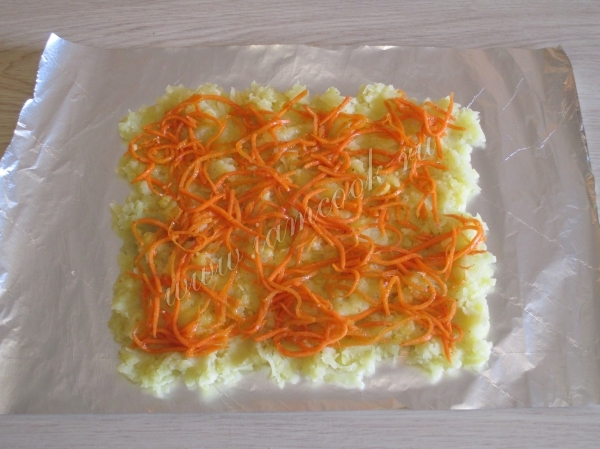 Картофель с корейской морковью