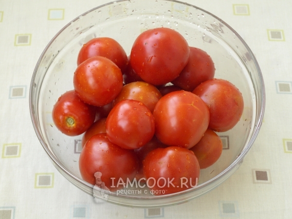 Помыть помидоры