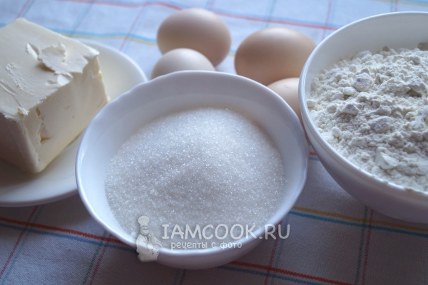 Ингредиенты для вафельных трубочек со сгущенкой