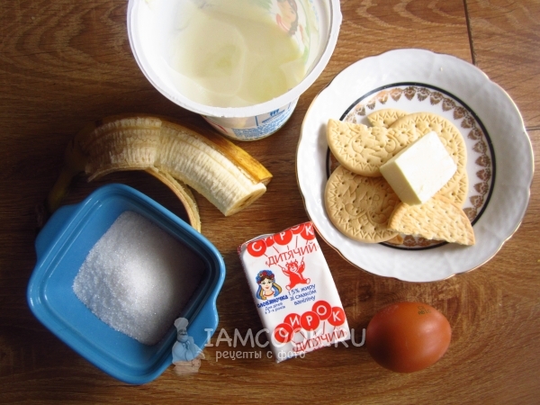 Ингредиенты для cырно-бананового десерта в микроволновке