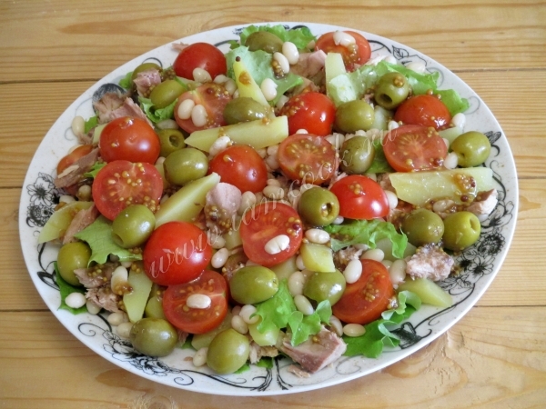 Рецепт салата из тунца и фасоли