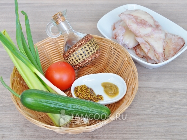 Ингредиенты для постного салата из кальмаров