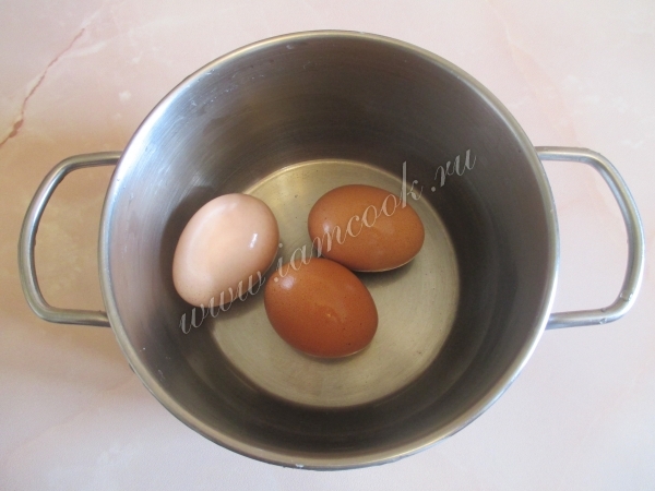Яйца отварные