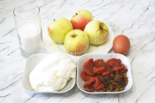 Ингредиенты для приготовления яблок запеченных с творогом в духовке