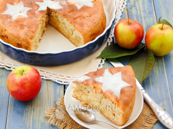 Рецепт пирога «Шарлотка» с яблоками в духовке