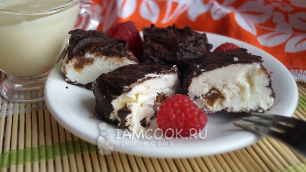 Фото сырков со сгущенкой в шоколадной глазури