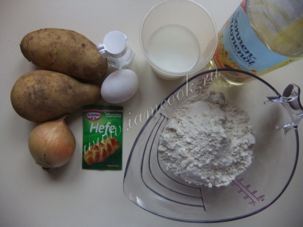 Ингредиенты для пирога с картофелем на сковороде