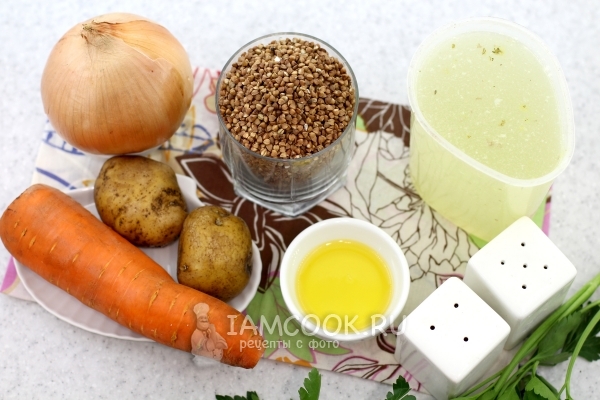 Ингредиенты для гречневого супа в мультиварке