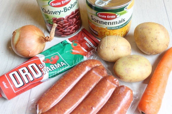 Ингредиенты для супа с колбасками кабаносси