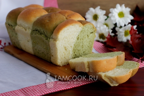 Фото хлеба с чаем Матча