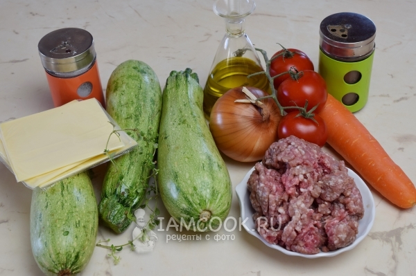 Ингредиенты для приготовления запеченных в духовке кабачков, фаршированных фаршем