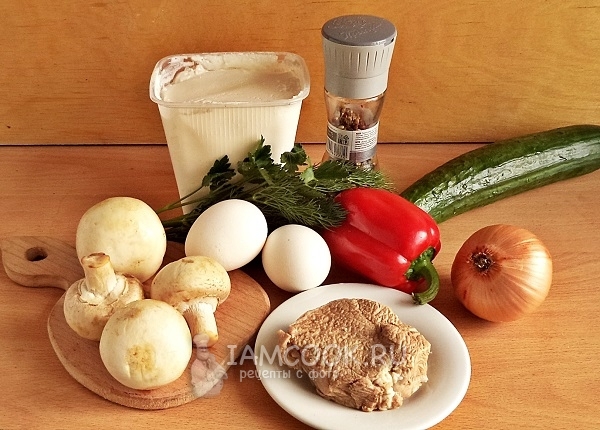 Ингредиенты для салата с говядиной и грибами