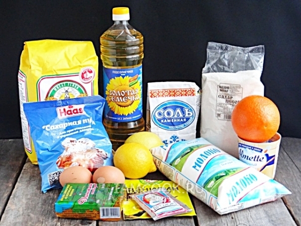 Ингредиенты для лимонного дрожжевого пирога с кремом