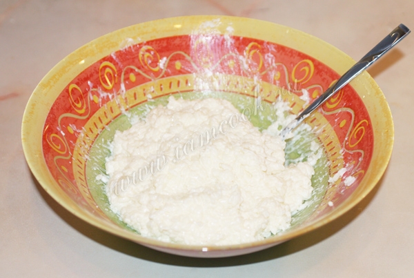 Готовый рис соединить со сливочным маслом