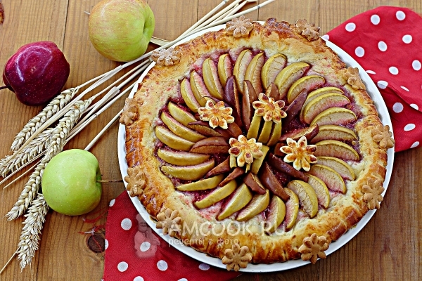 Рецепт открытого пирога с яблоками