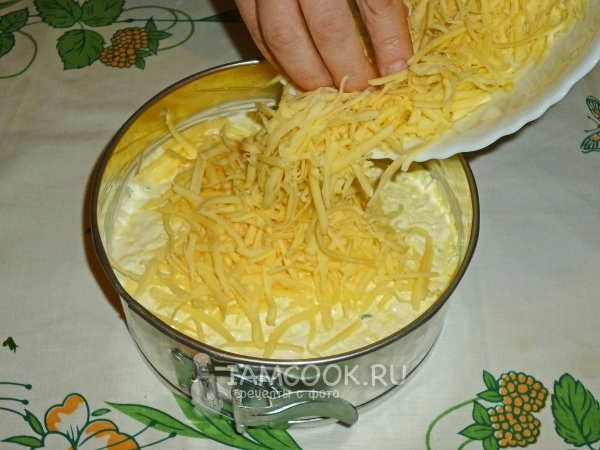 Посыпать сыром