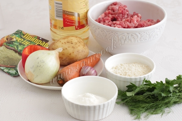 Ингредиенты для котлет из свинины и говядины с овощами