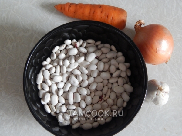 Ингредиенты для фасолевого салата с морковью