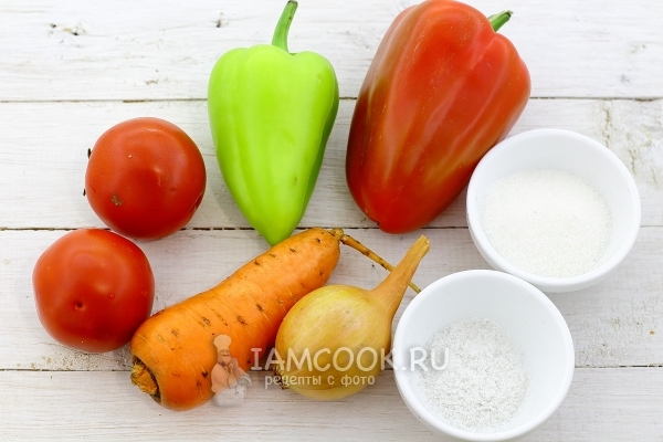 Ингредиенты для салата из помидоров и перца на зиму