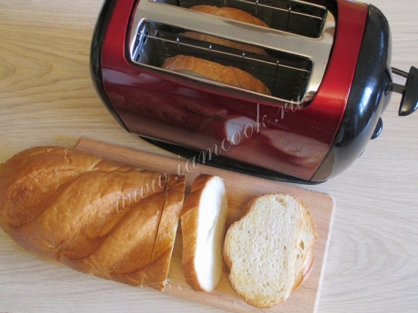 Хлеб в тостере