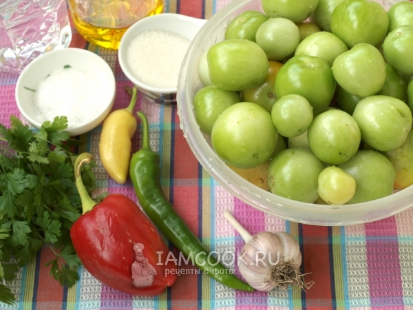 Ингредиенты для острой закуски из зелёных помидоров